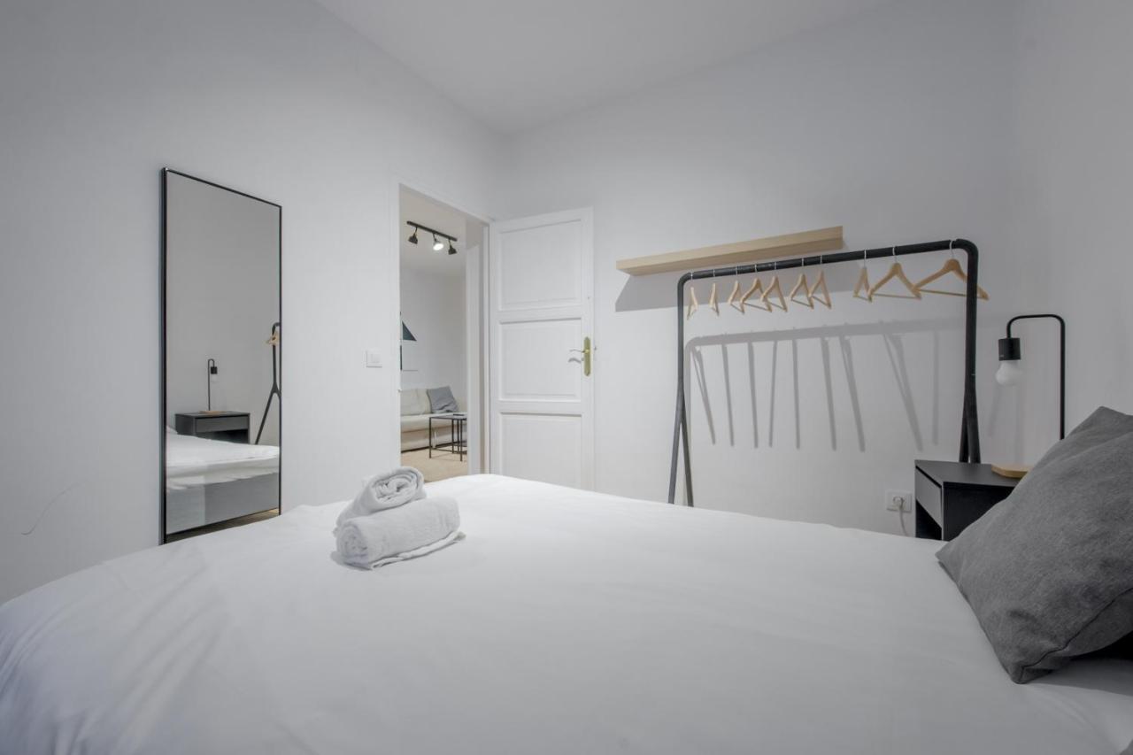 Centrico Apt Para 7P En La Latina/Centro Madrid Luaran gambar
