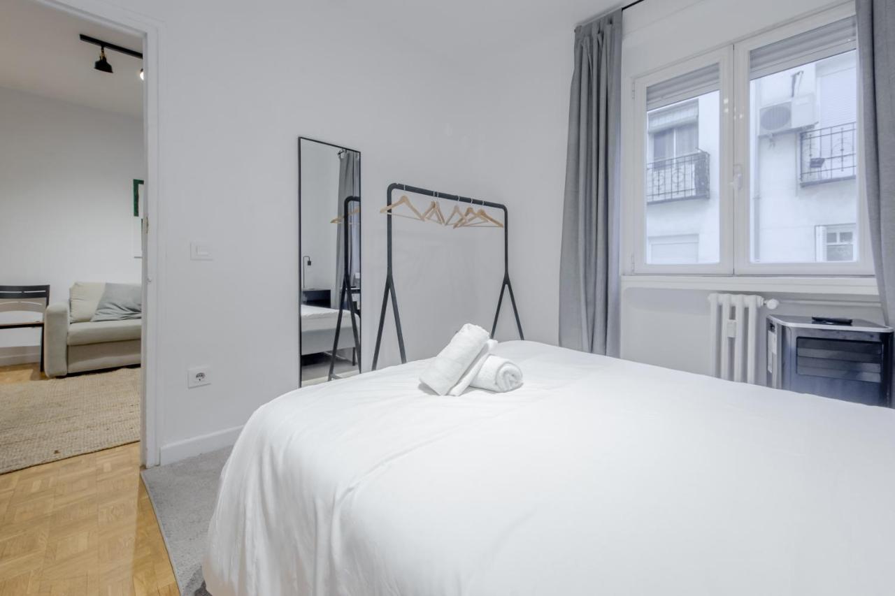 Centrico Apt Para 7P En La Latina/Centro Madrid Luaran gambar